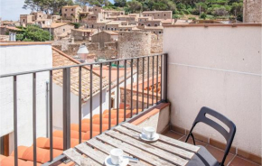 Nice Apartment In Tossa De Mar, Girona With Wifi